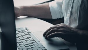 Registrar, consultar ou emitir seu BO Online